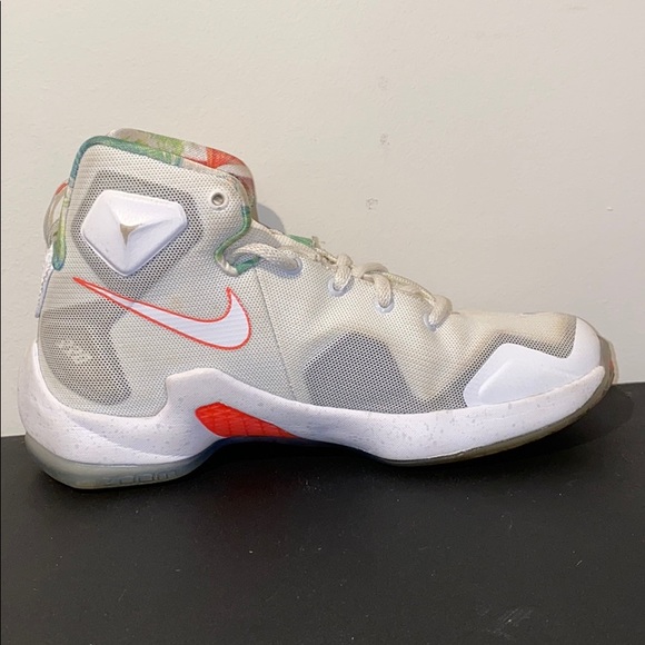 🏀Used Nike lebron 8s size 3.5Y - Picture 4 of 9